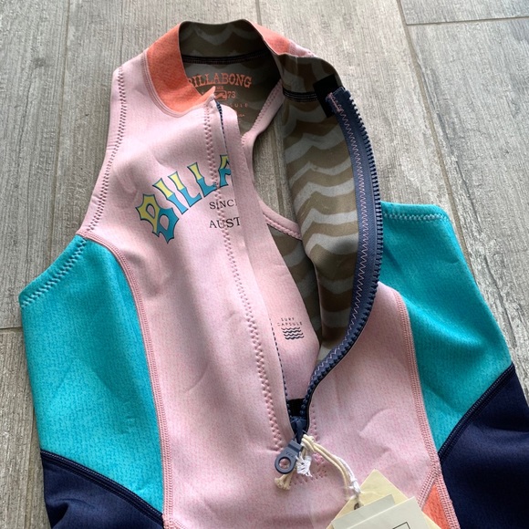 🔥🔥BILLABONG - SURF CAPSULE SLEEVELESS SPRINGSUIT - Picture 8 of 9
